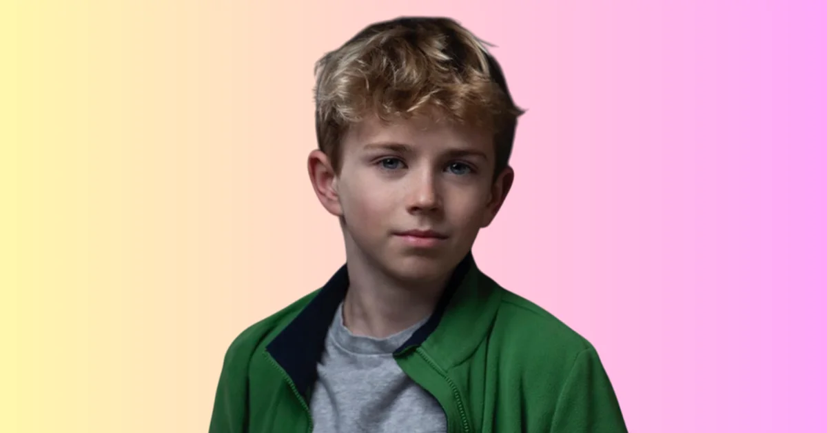 Walker Scobell 
