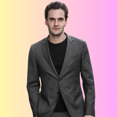 Tom Bateman 